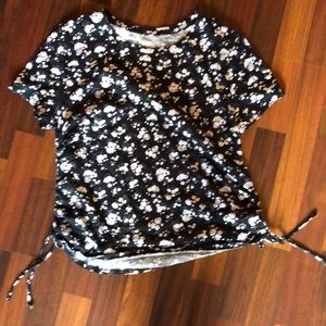 Shirred sides Floral Tee